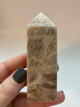 Load image into Gallery viewer, Sunstone Moonstone Point