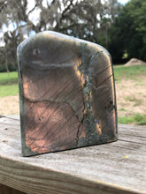 Load image into Gallery viewer, Pink/Orange Flash Labradorite