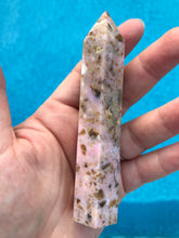 Load image into Gallery viewer, Pink Opal Point