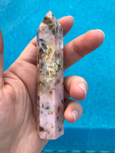 Load image into Gallery viewer, Pink Opal Point