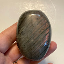 Load image into Gallery viewer, Labradorite Palm